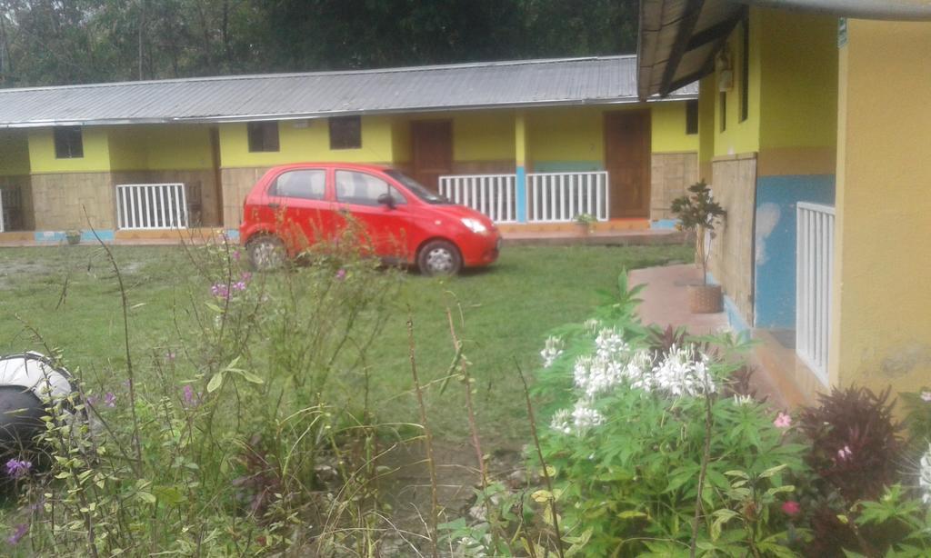 Hostal Henrry'S Ξενοδοχείο Mindo Εξωτερικό φωτογραφία